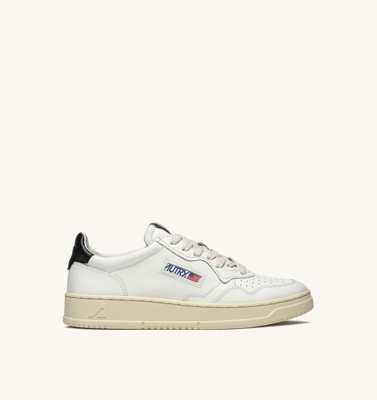 Autry ll22 leather leather white black