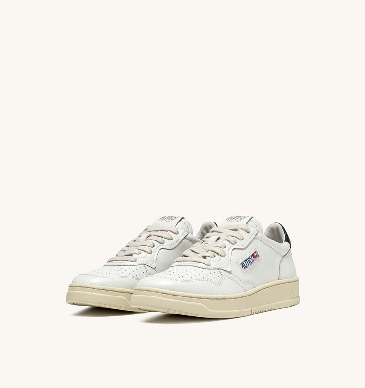 Autry ll22 leather leather white black