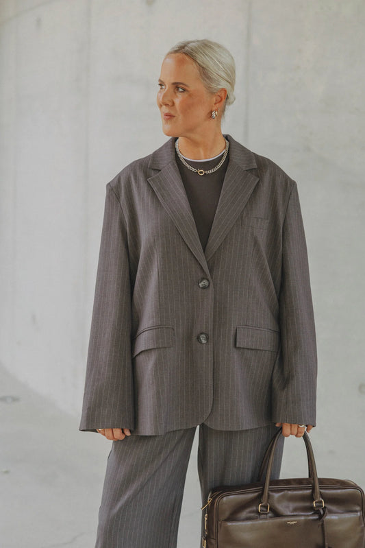 Les Soeurs Momo Pinstripe Blazer dark grey