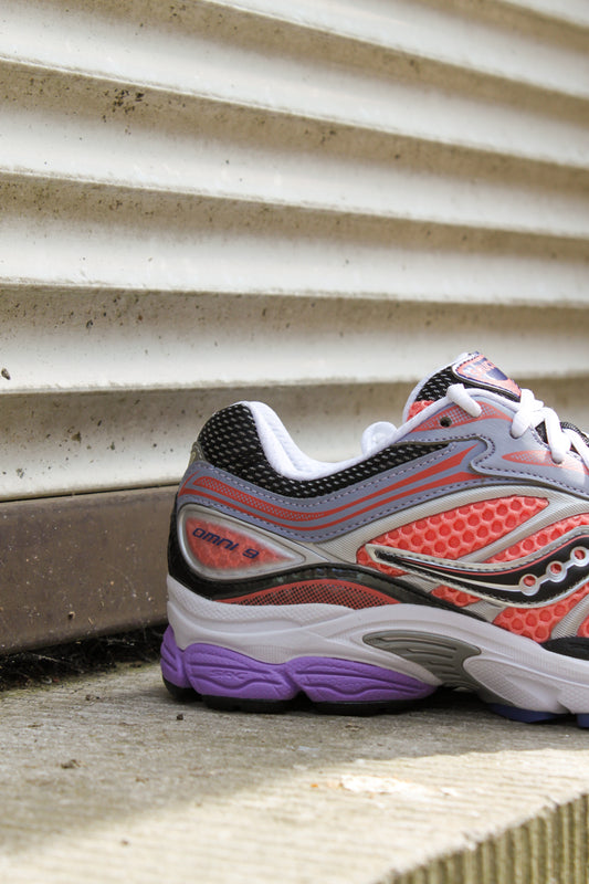 Saucony ProGrid Omni 9 pink purple