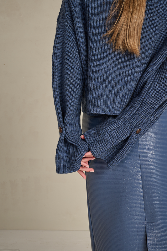 March23 Ami Pull cloudy blue